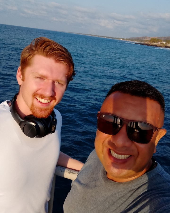 VIP Tours El Salvador guide with a guest by the Pacific Ocean