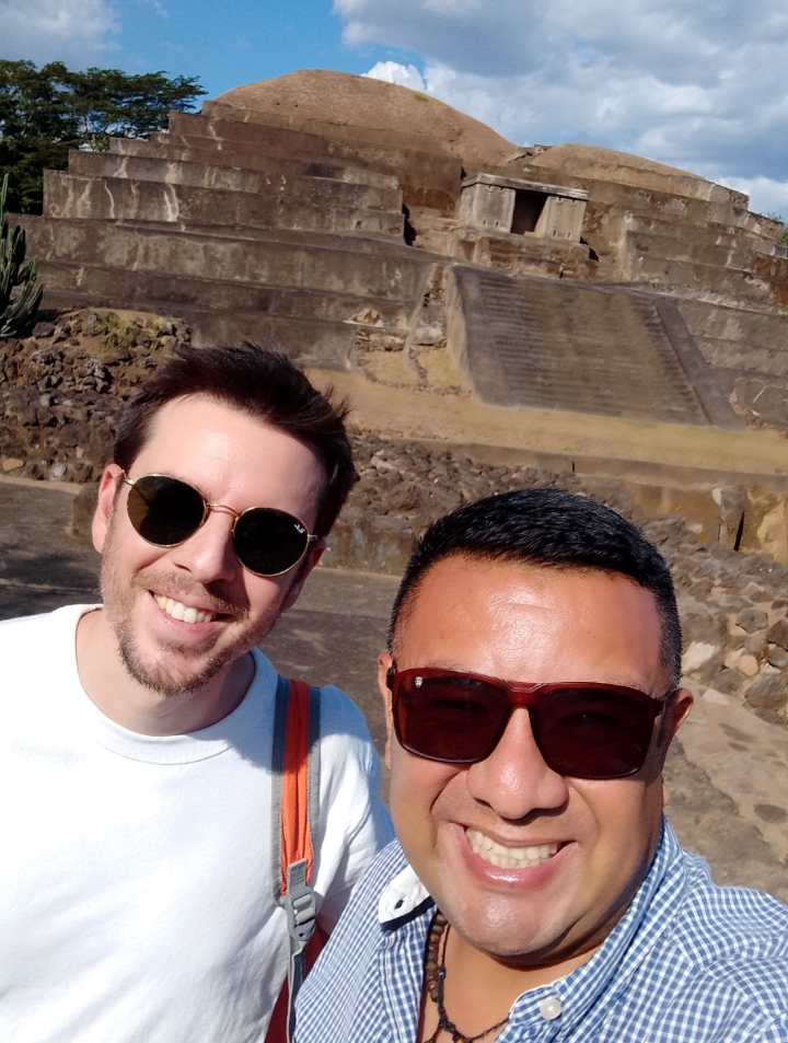 VIP Tours El Salvador guide with a guest at an archaeological site